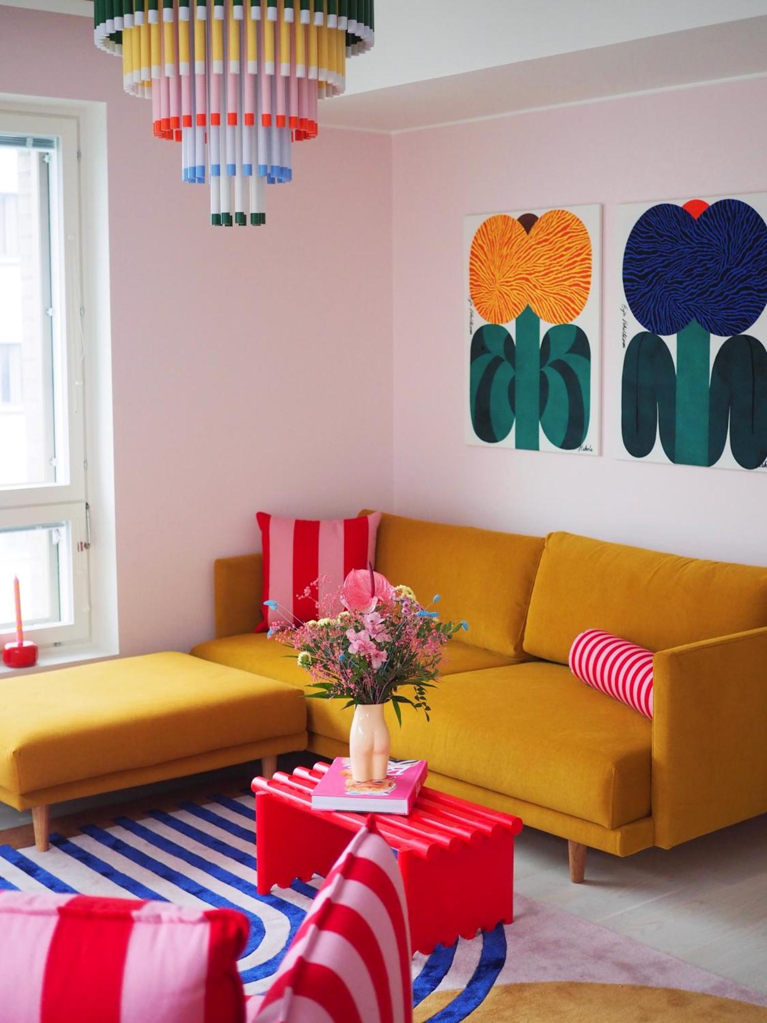 Candy-colored Two-room With Sweet Views